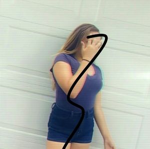 Meet your Posher, Mia